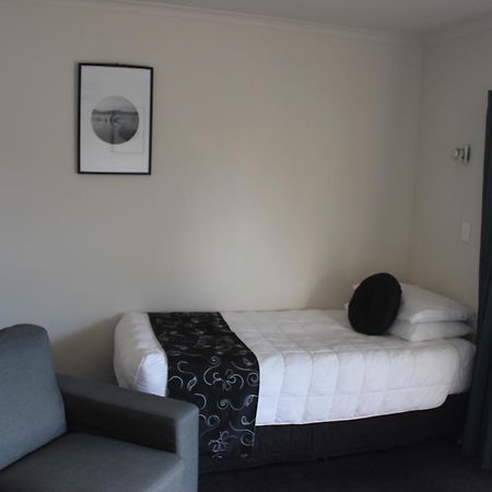 Kiwi Court Motel Hawera Eksteriør bilde