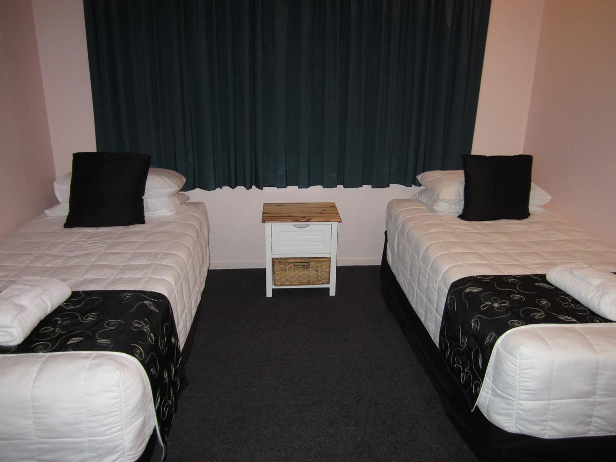 Kiwi Court Motel Hawera Eksteriør bilde