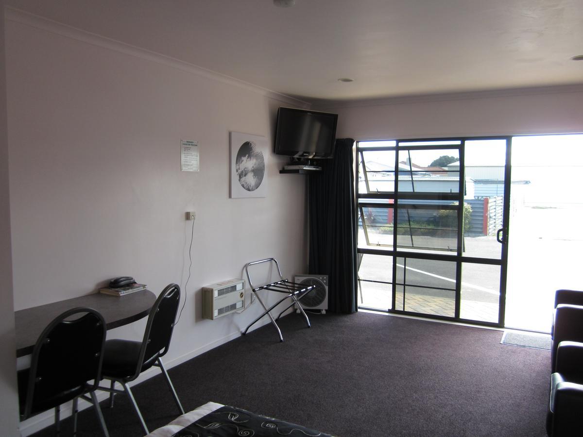 Kiwi Court Motel Hawera Eksteriør bilde